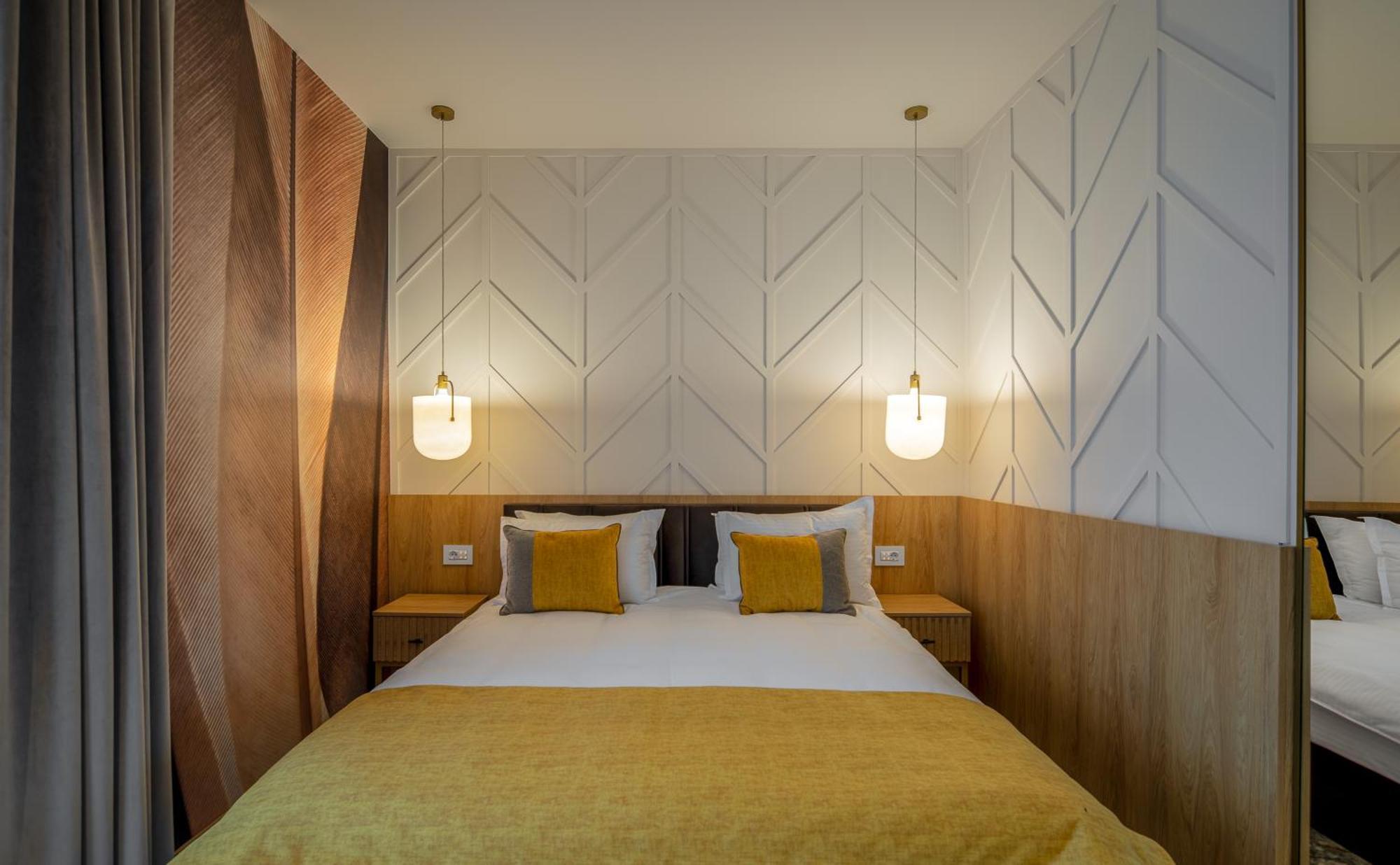 Hotel Branco ティミショアラ エクステリア 写真